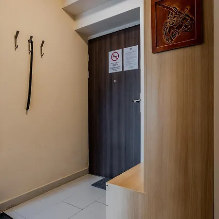 Six Corners - Garden Corner Апартаменты *