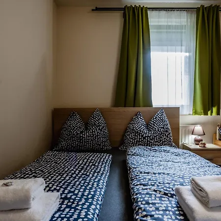 Six Corners Garden Corner With Terrace And Parking Apartman Pécs
