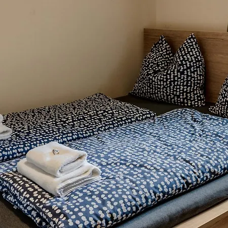 Six Corners Garden Corner With Terrace And Parking Apartman *